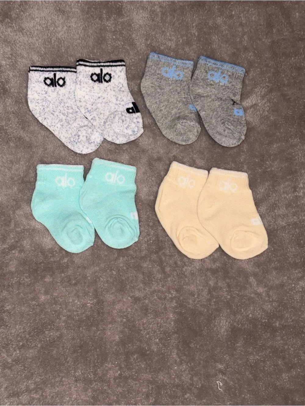 Alo Baby Sock Bundle - White, Gray, Mint, Yellow